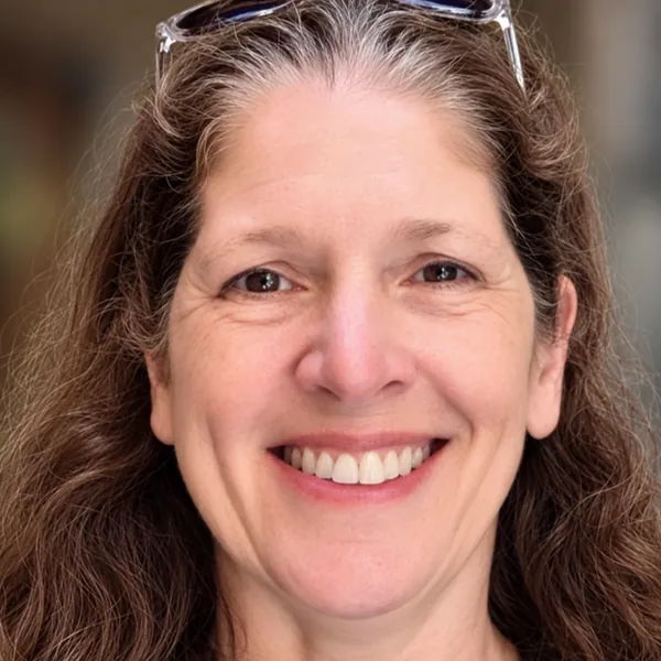 Headshot of Lisa Foster, LCPC, Licensed Clinical Professional Counselor at Deaf Counseling Center